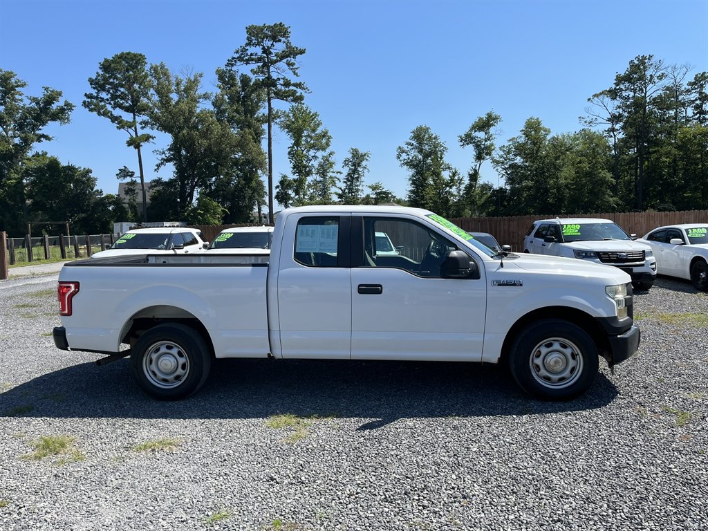 2015 Ford F-150 - $19,995