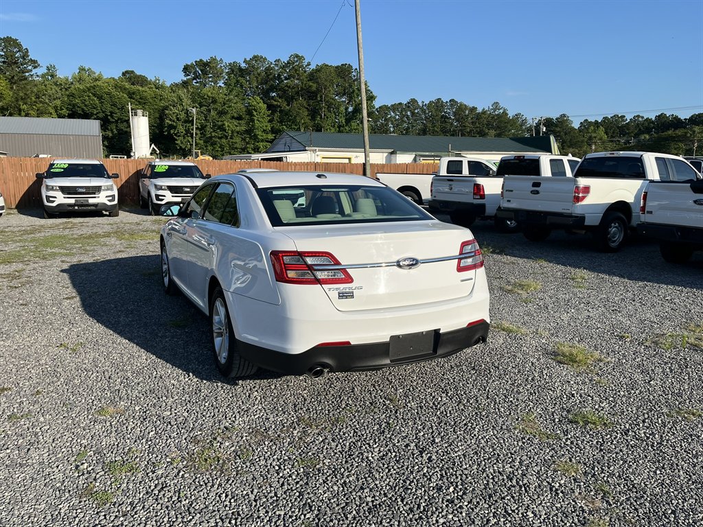 2016 Ford Taurus - $11,995