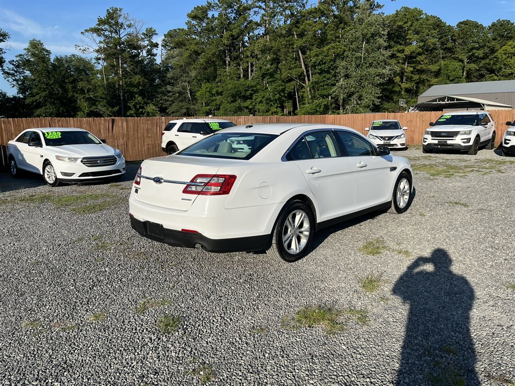 2016 Ford Taurus - $11,995