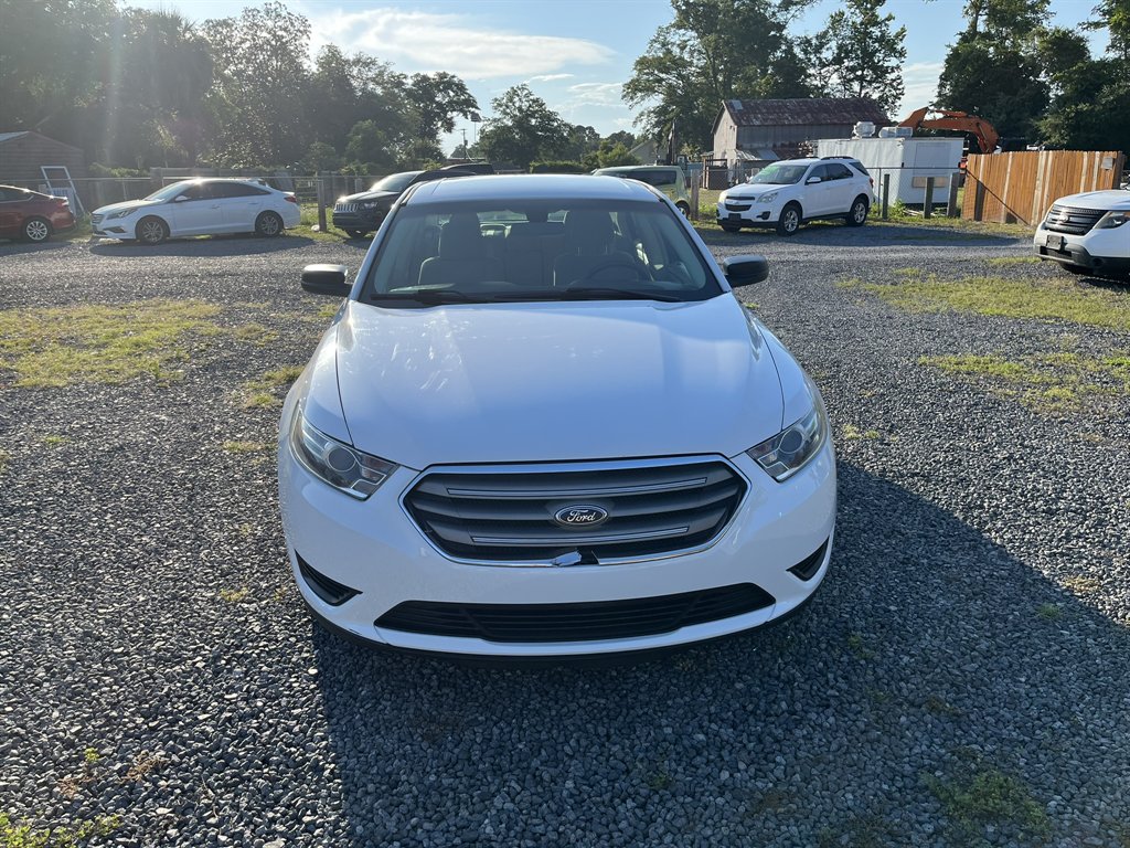 2016 Ford Taurus - $11,995