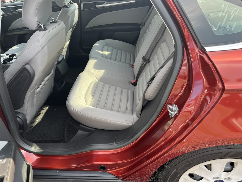 2014 Ford Fusion - $10,995