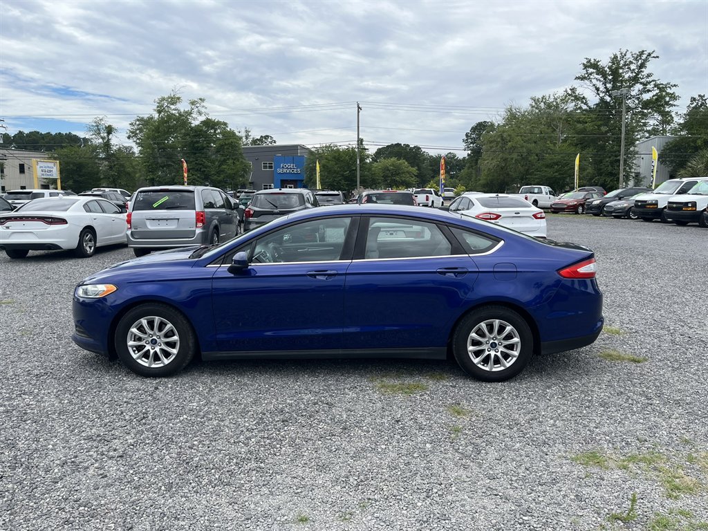 2016 Ford Fusion - $11,995
