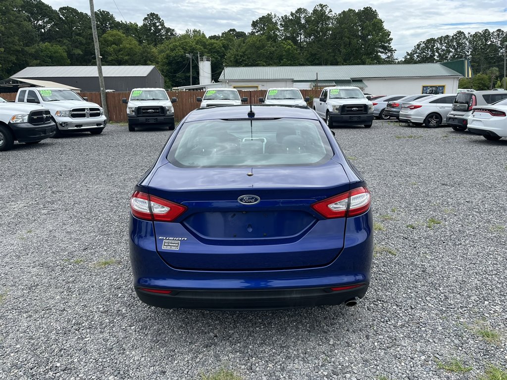 2016 Ford Fusion - $11,995