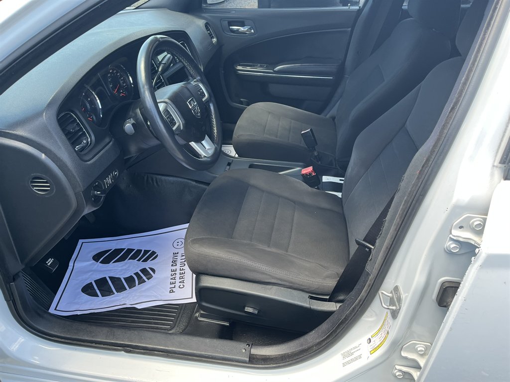 2013 Dodge Charger - $9,995