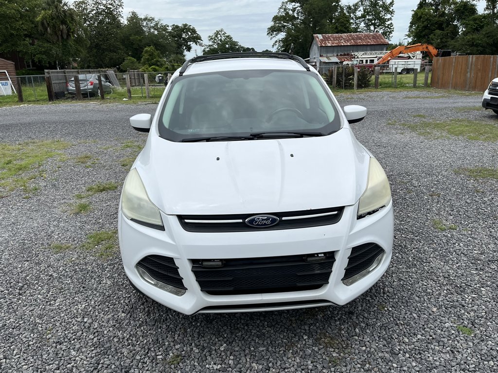 2015 Ford Escape - $9,995