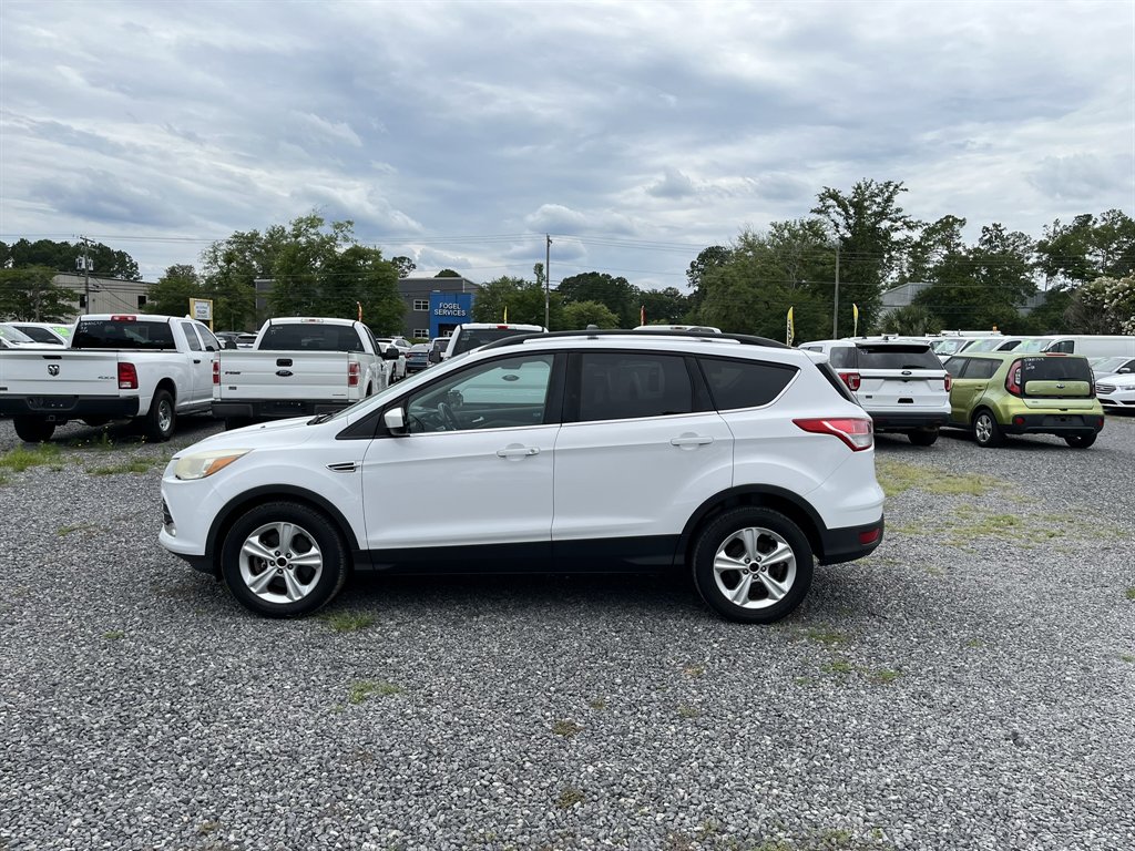 2015 Ford Escape - $9,995