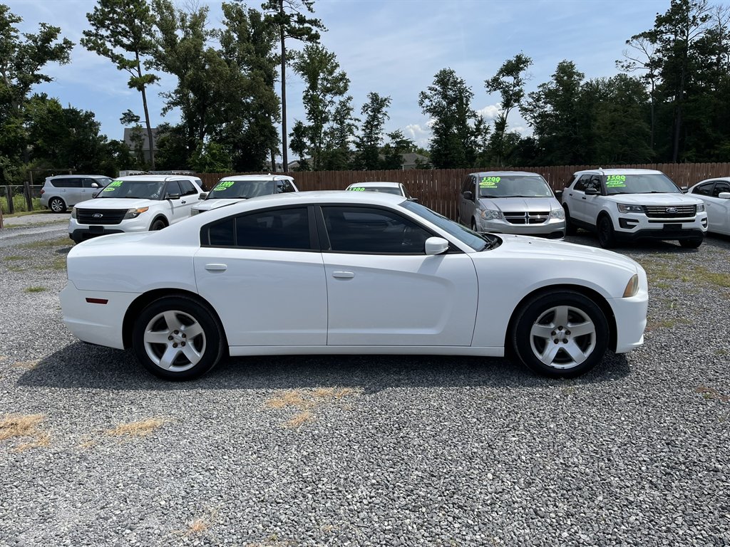 2013 Dodge Charger - $9,995