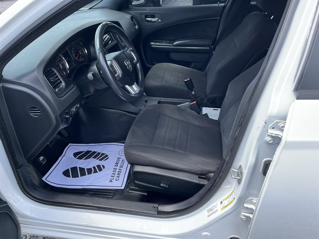 2013 Dodge Charger - $9,995