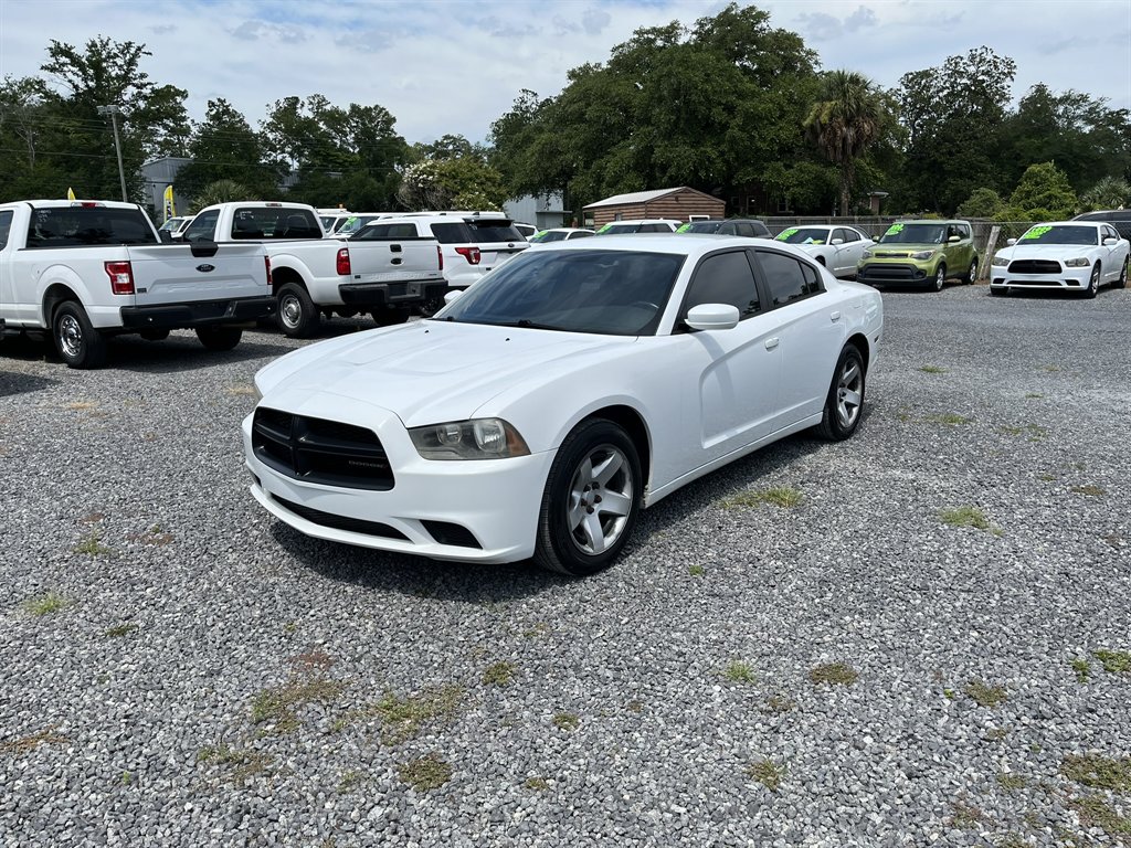 2013 Dodge Charger - $9,995