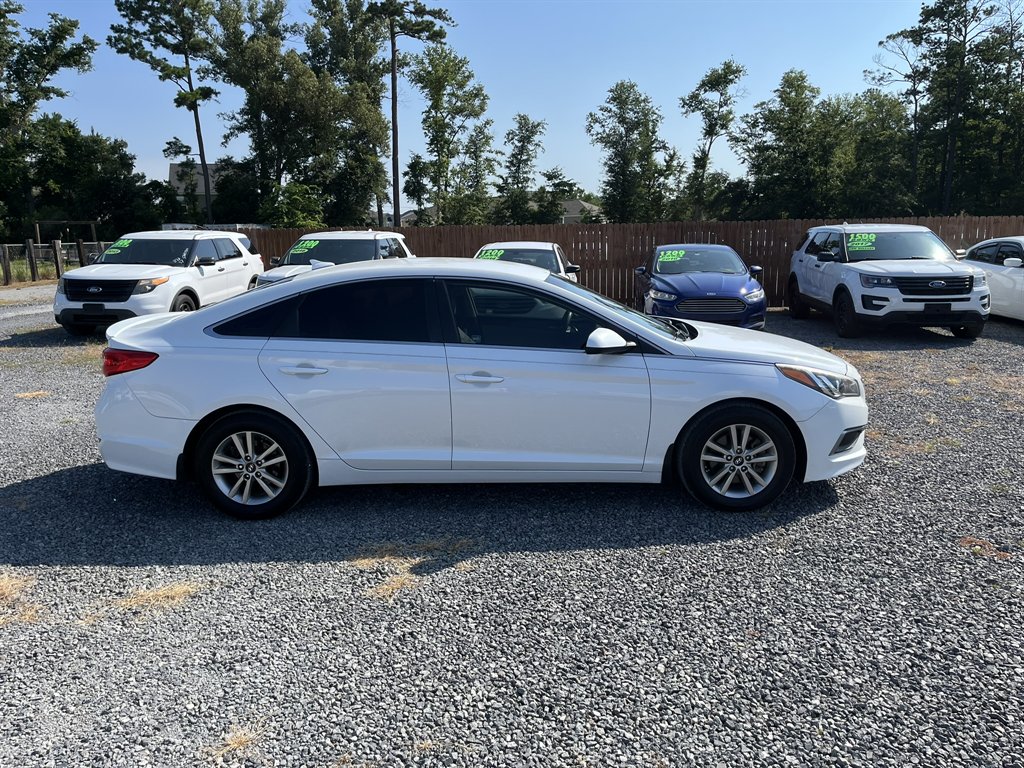 2016 Hyundai Sonata - $11,995
