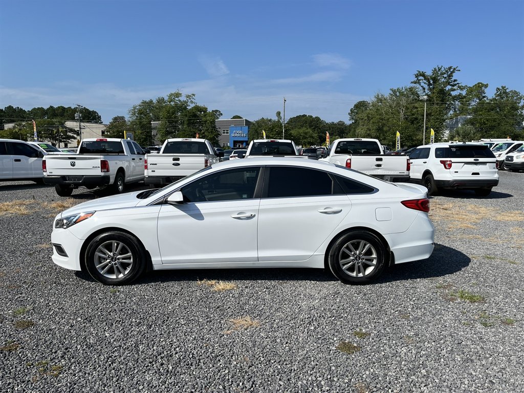 2016 Hyundai Sonata - $11,995