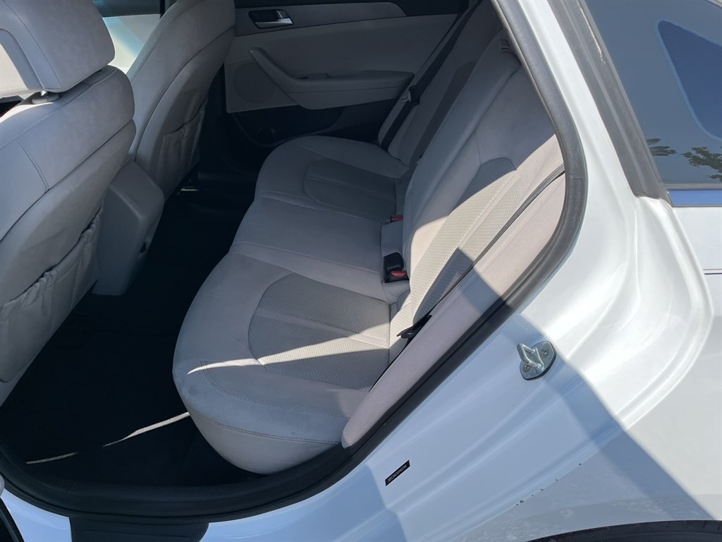 2016 Hyundai Sonata - $11,995