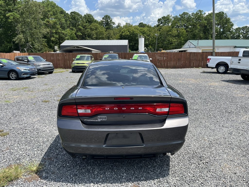 2014 Dodge Charger - $10,995