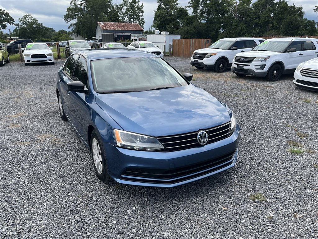 2015 Volkswagen Jetta - $11,995