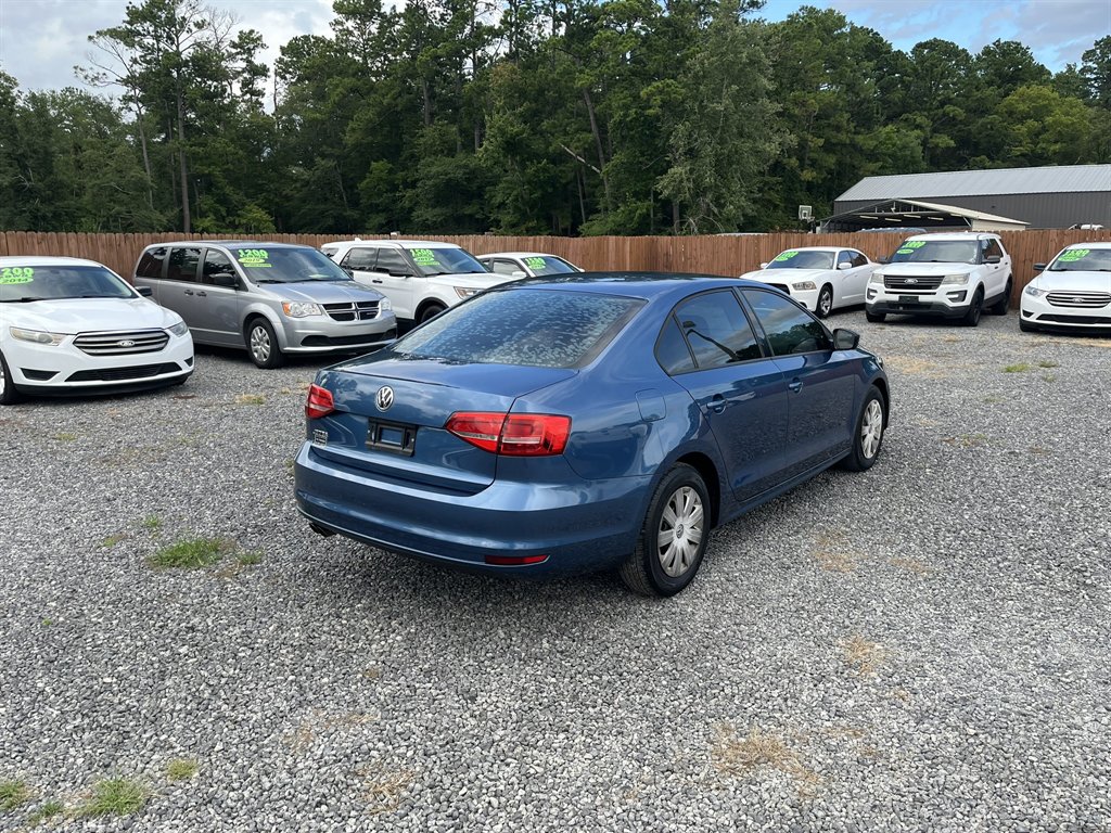 2015 Volkswagen Jetta - $11,995