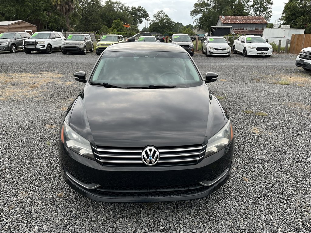 2014 Volkswagen Passat - $11,995
