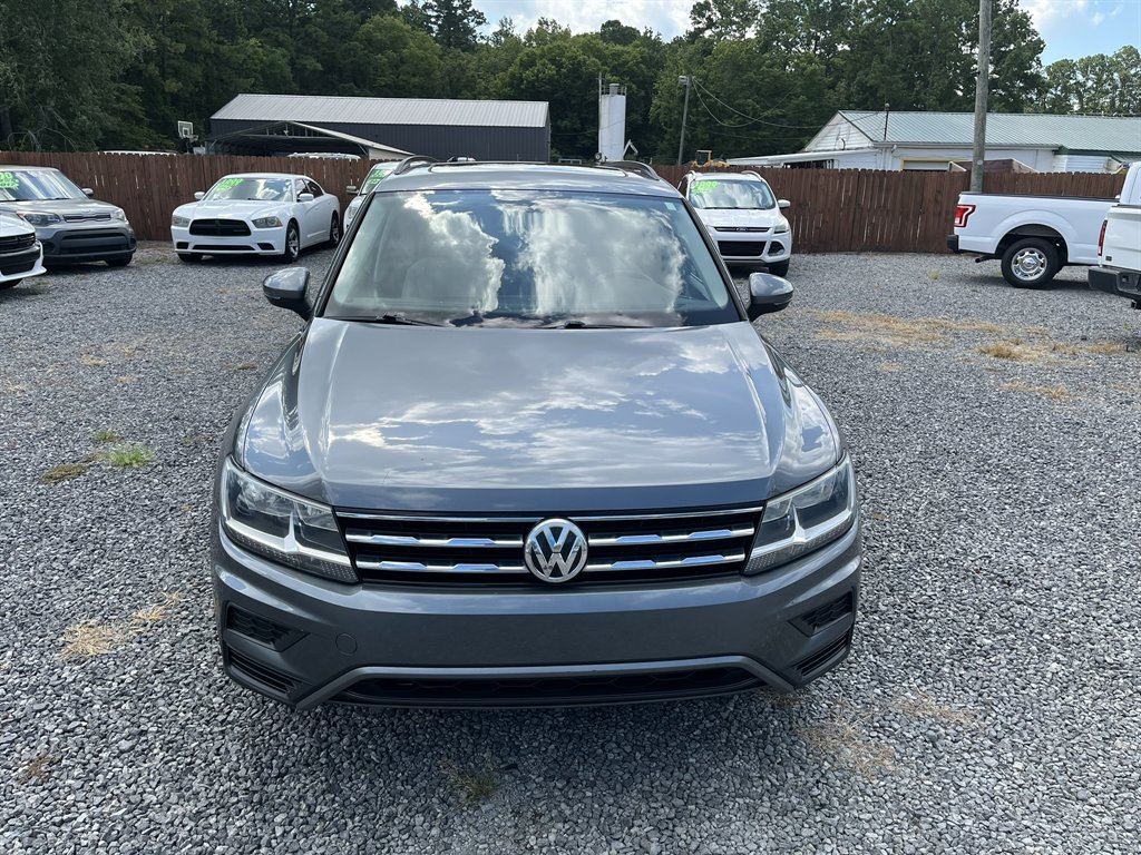 2020 Volkswagen Tiguan - $17,995