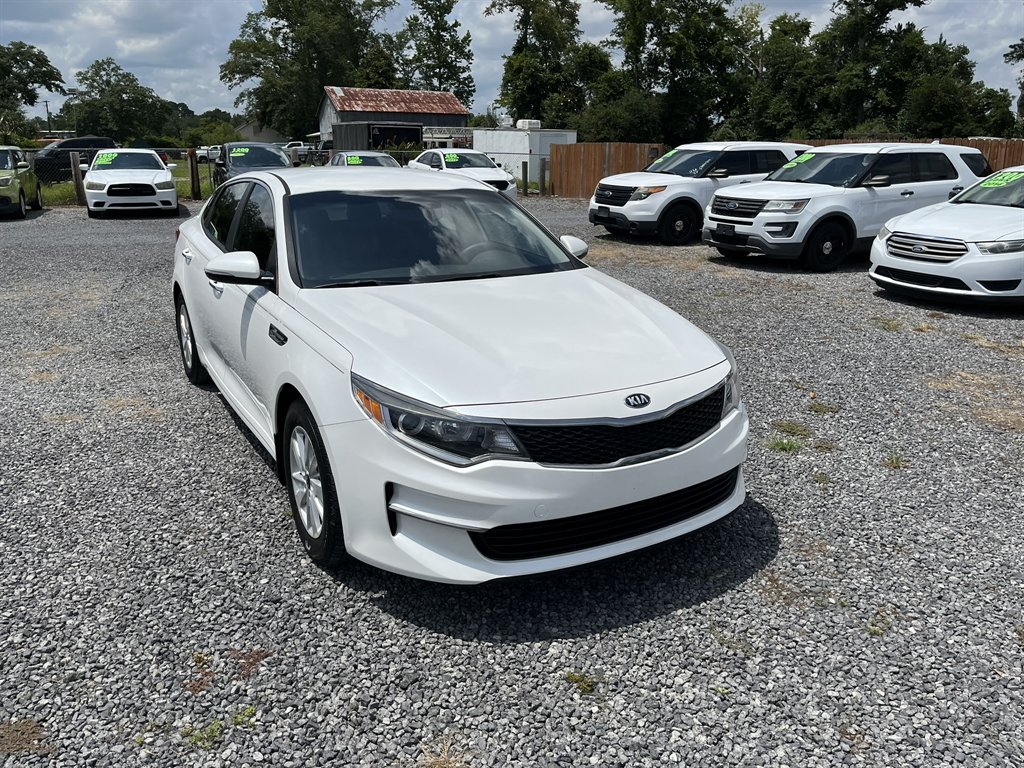 2016 Kia Optima - $11,995