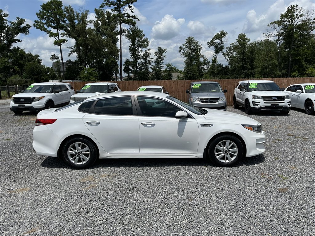 2016 Kia Optima - $11,995