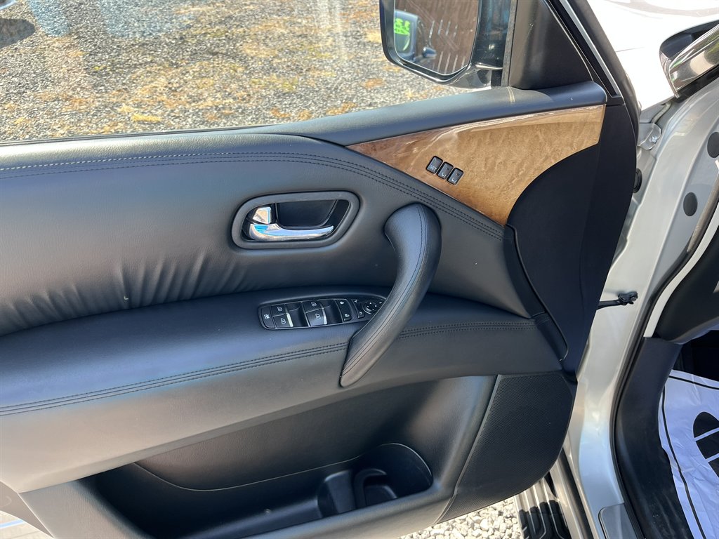 2013 INFINITI Qx56 - $13,995