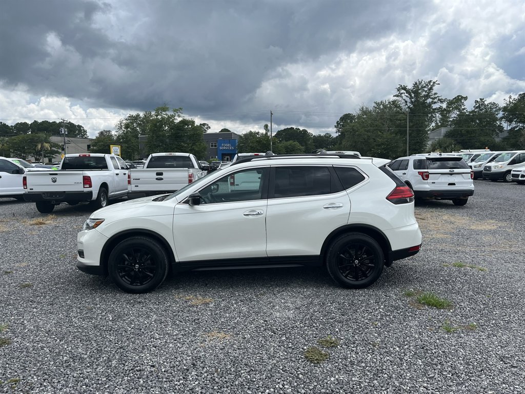 2017 Nissan Rogue - $12,995