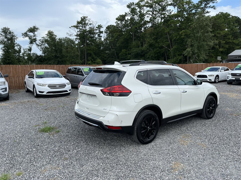 2017 Nissan Rogue - $12,995