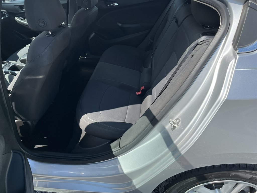2018 Chevrolet Cruze - $11,995