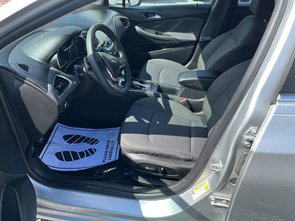 2018 Chevrolet Cruze - $11,995