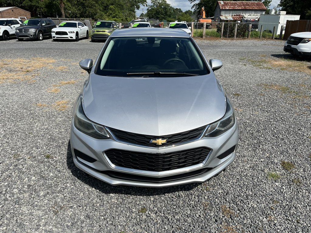 2018 Chevrolet Cruze - $11,995