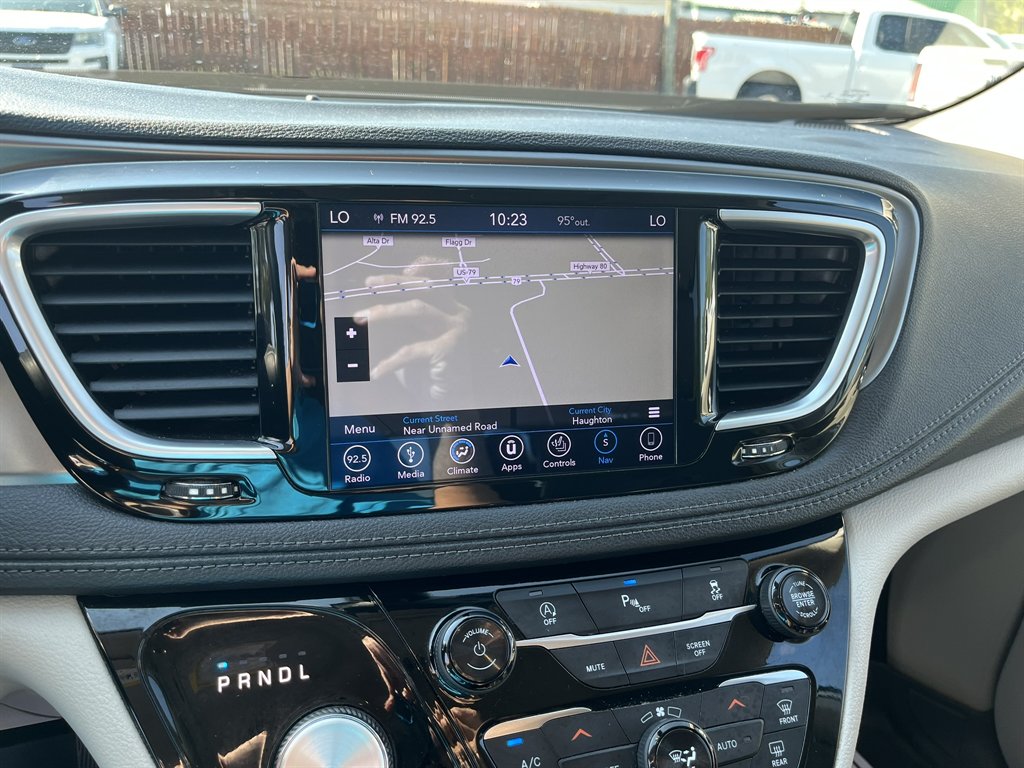2018 Chrysler Pacifica - $17,995