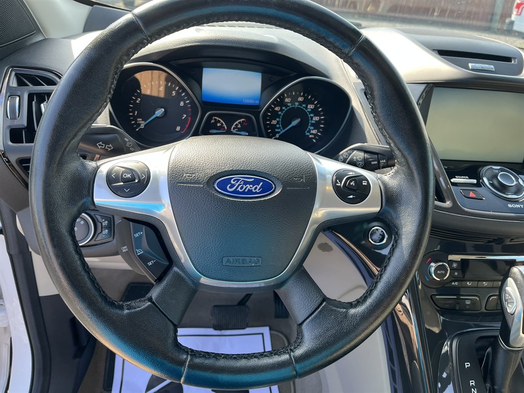 2015 Ford Escape - $10,995