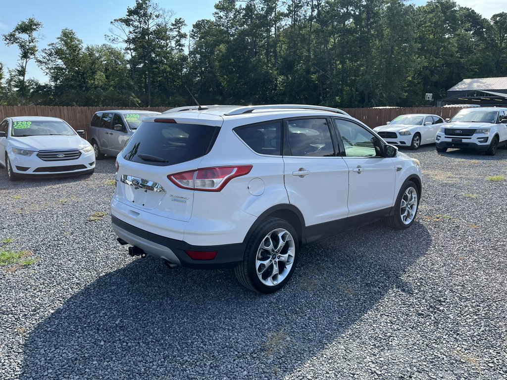 2015 Ford Escape - $10,995
