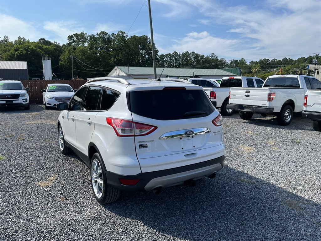 2015 Ford Escape - $10,995