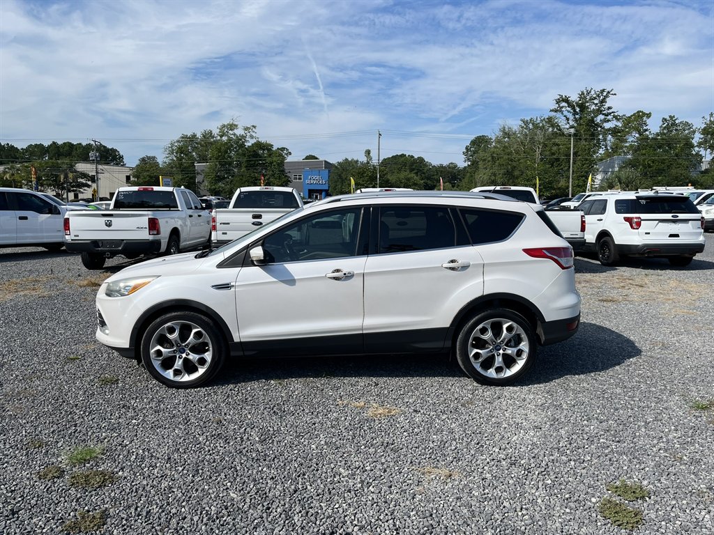 2015 Ford Escape - $10,995