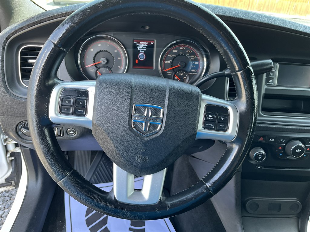 2014 Dodge Charger - $10,995