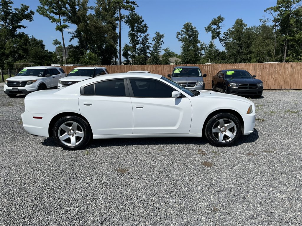 2014 Dodge Charger - $10,995
