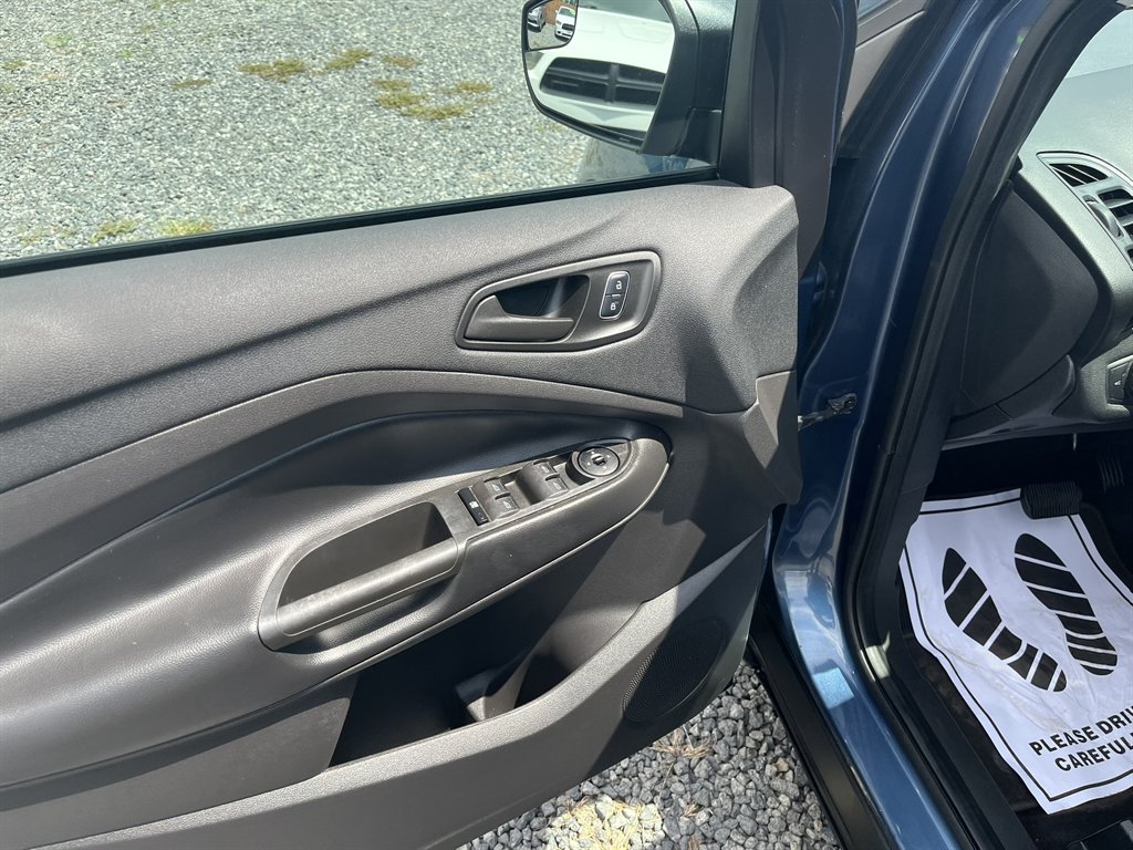 2018 Ford Escape - $13,995