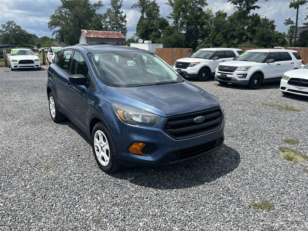 2018 Ford Escape - $13,995
