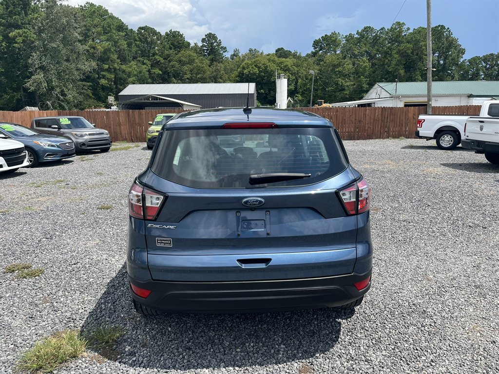 2018 Ford Escape - $13,995