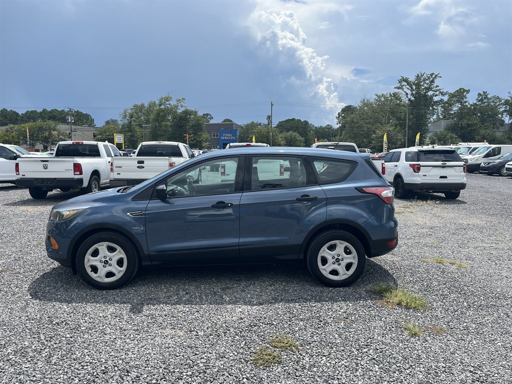 2018 Ford Escape - $13,995