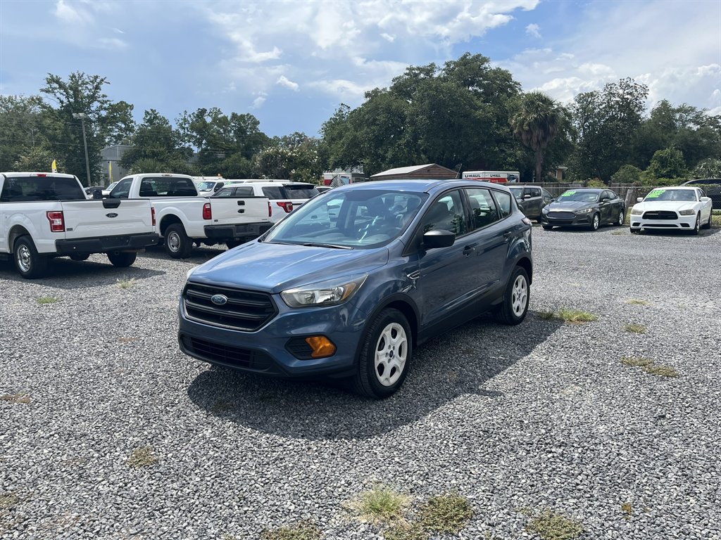 2018 Ford Escape - $13,995