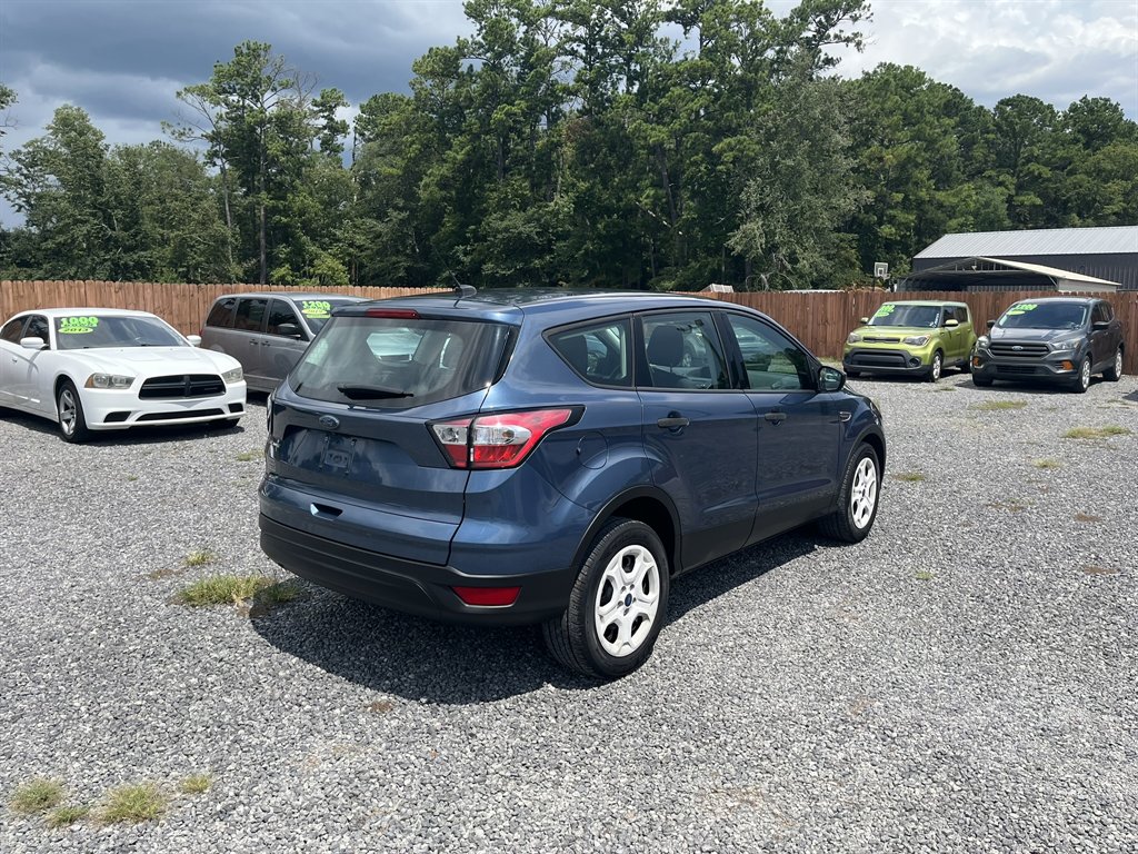 2018 Ford Escape - $13,995