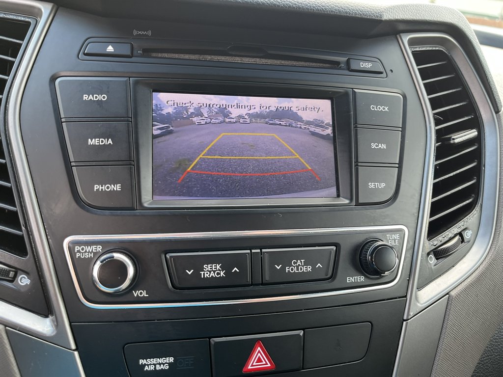 2017 Hyundai Santa Fe - $11,995