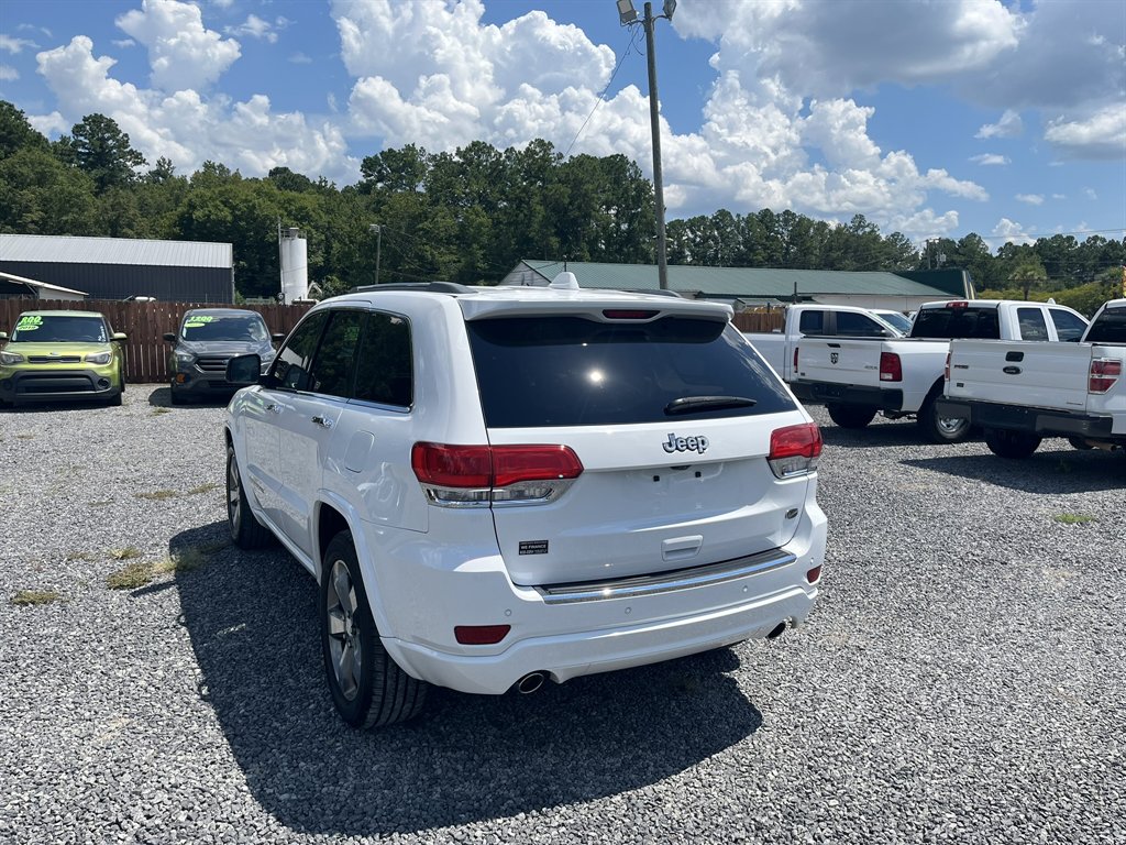 2015 Jeep Cherokee - $16,995