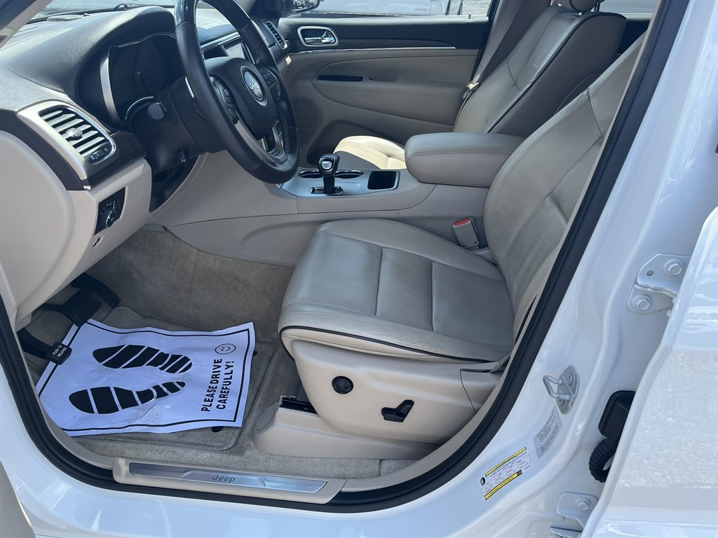 2015 Jeep Cherokee - $16,995