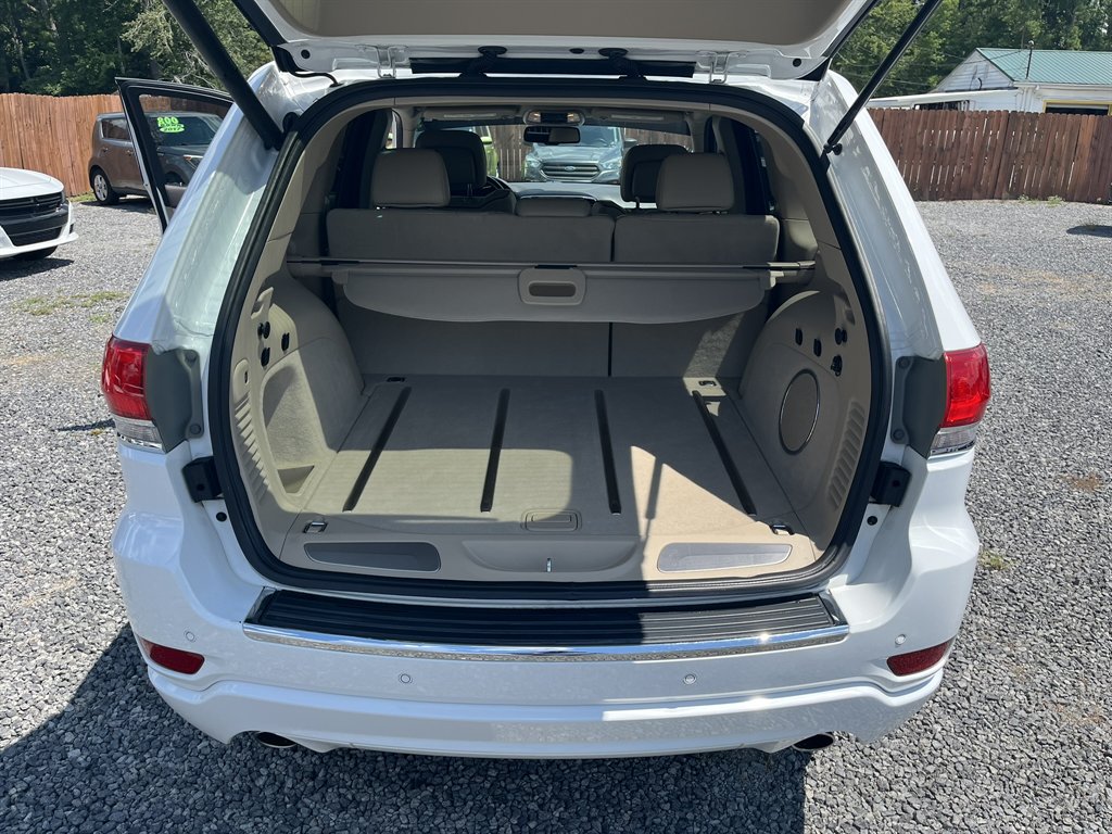 2015 Jeep Cherokee - $16,995