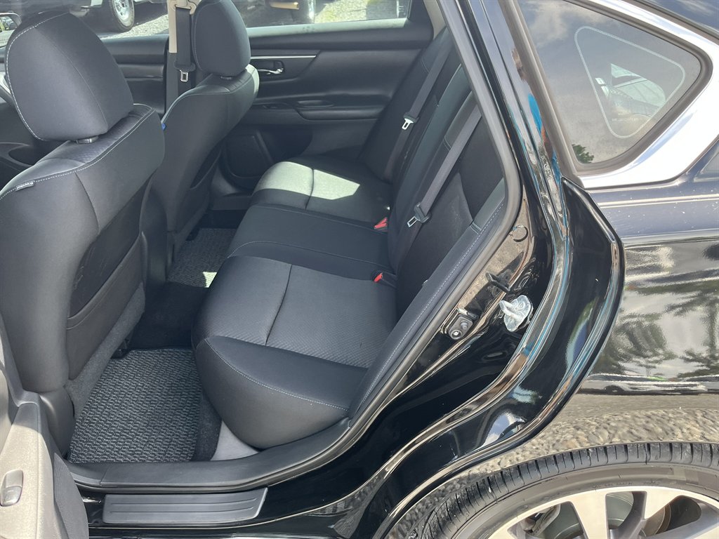 2017 Nissan Altima - $11,995