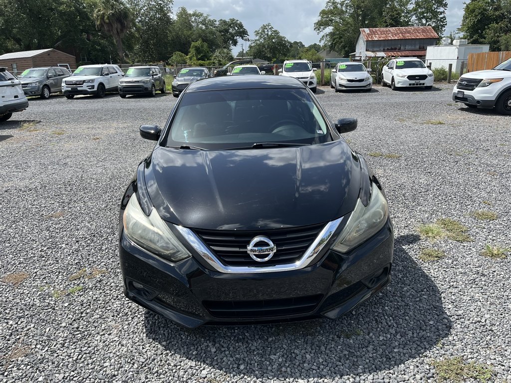 2017 Nissan Altima - $11,995