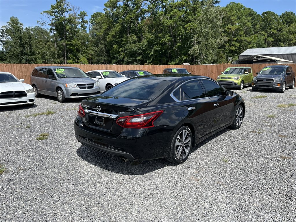 2017 Nissan Altima - $11,995