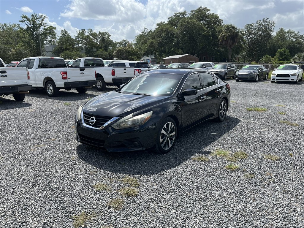 2017 Nissan Altima - $11,995